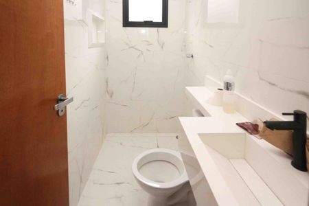 Casa para alugar com 70m², 2 quartos e 1 vaga Casa para alugar com 70m², 2 quartos e 1 vagaBanheiro da Suite