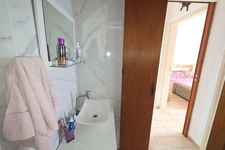 Apartamento para alugar com 61m², 2 quartos e 1 vaga Apartamento para alugar com 61m², 2 quartos e 1 vagaBanheiro da Suíte 1