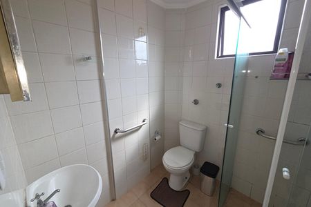 Apartamento para alugar com 61m², 2 quartos e 1 vaga Apartamento para alugar com 61m², 2 quartos e 1 vagaBanheiro