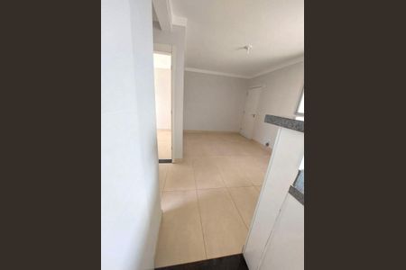 Cozinha  de apartamento para alugar com 2 quartos, 45m² em Fonte Grande, Contagem