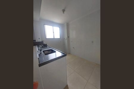 Cozinha  de apartamento para alugar com 2 quartos, 45m² em Fonte Grande, Contagem