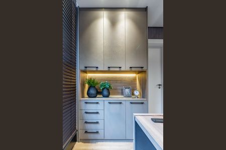 Apartamento para alugar com 184m², 3 quartos e 3 vagas Apartamento para alugar com 184m², 3 quartos e 3 vagasQuarto 3