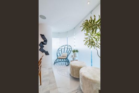 Apartamento para alugar com 184m², 3 quartos e 3 vagas Apartamento para alugar com 184m², 3 quartos e 3 vagasSala
