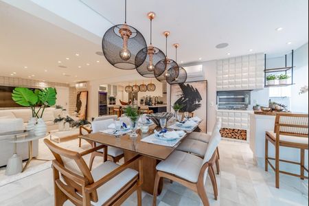 Apartamento para alugar com 184m², 3 quartos e 3 vagas Apartamento para alugar com 184m², 3 quartos e 3 vagasSala de jantar