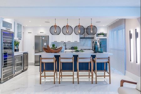 Apartamento para alugar com 184m², 3 quartos e 3 vagas Apartamento para alugar com 184m², 3 quartos e 3 vagasCozinha