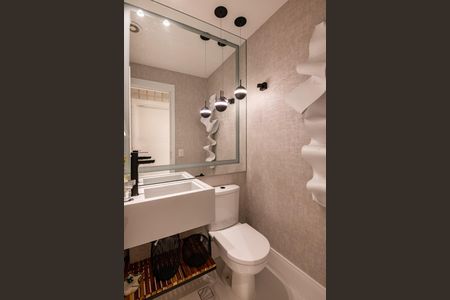 Apartamento para alugar com 184m², 3 quartos e 3 vagas Apartamento para alugar com 184m², 3 quartos e 3 vagasBanheiro