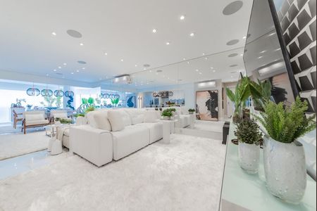 Apartamento para alugar com 184m², 3 quartos e 3 vagas Apartamento para alugar com 184m², 3 quartos e 3 vagasSala