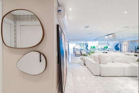 Apartamento para alugar com 184m², 3 quartos e 3 vagas Apartamento para alugar com 184m², 3 quartos e 3 vagasSala
