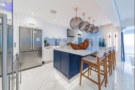 Apartamento para alugar com 184m², 3 quartos e 3 vagas Apartamento para alugar com 184m², 3 quartos e 3 vagasCozinha