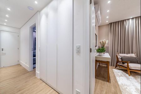 Apartamento para alugar com 184m², 3 quartos e 3 vagas Apartamento para alugar com 184m², 3 quartos e 3 vagasQuarto 2