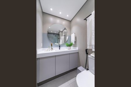 Apartamento para alugar com 184m², 3 quartos e 3 vagas Apartamento para alugar com 184m², 3 quartos e 3 vagasBanheiro