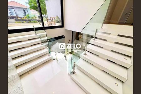 Casa à venda com 275m², 3 quartos e 4 vagas Casa à venda com 275m², 3 quartos e 4 vagasFoto 07