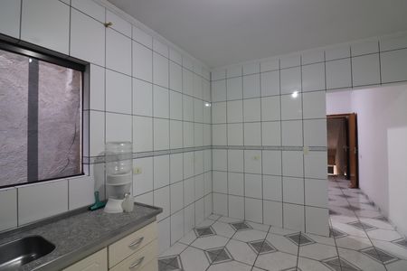 Casa para alugar com 120m², 3 quartos e 2 vagasCozinha 