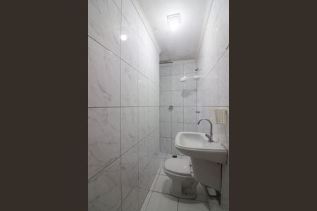Casa para alugar com 120m², 3 quartos e 2 vagasBanheiro Social 2