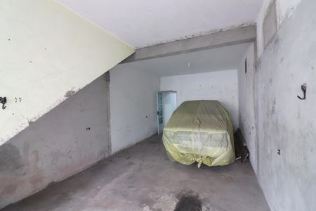 Garagem de casa à venda com 3 quartos, 120m² em Jardim Las Vegas, São Bernardo do Campo