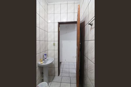 Casa para alugar com 120m², 3 quartos e 2 vagasBanheiro Social 1
