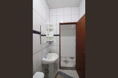 Casa para alugar com 120m², 3 quartos e 2 vagasBanheiro Social 2