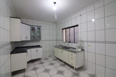 Casa para alugar com 120m², 3 quartos e 2 vagasCozinha 
