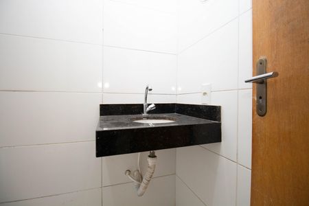Apartamento para alugar com 40m², 2 quartos e sem vaga Apartamento para alugar com 40m², 2 quartos e sem vagaBanheiro Social