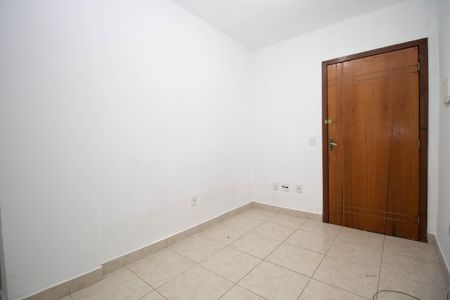 Sala de apartamento para alugar com 2 quartos, 40m² em Setor Habitacional Vicente Pires, Brasília