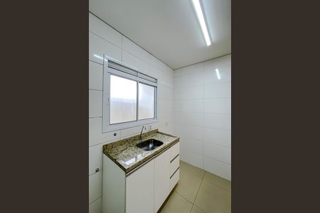 Apartamento para alugar com 30m², 1 quarto e sem vaga Apartamento para alugar com 30m², 1 quarto e sem vagaCozinha e Área de Serviço