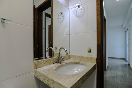 Apartamento para alugar com 58m², 3 quartos e 1 vaga Apartamento para alugar com 58m², 3 quartos e 1 vagaBanheiro