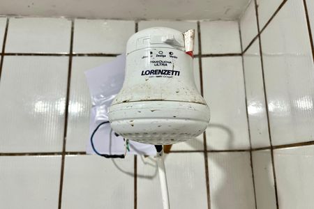 Banheiro de casa para alugar com 1 quarto, 26m² em Jardim Oriental, São Paulo