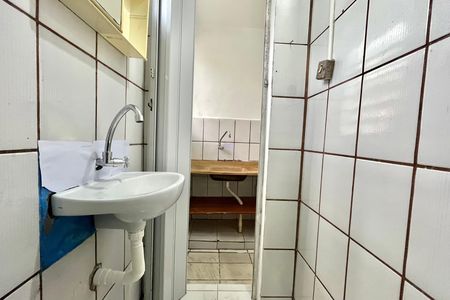 Casa para alugar com 26m², 1 quarto e sem vaga Casa para alugar com 26m², 1 quarto e sem vagaBanheiro