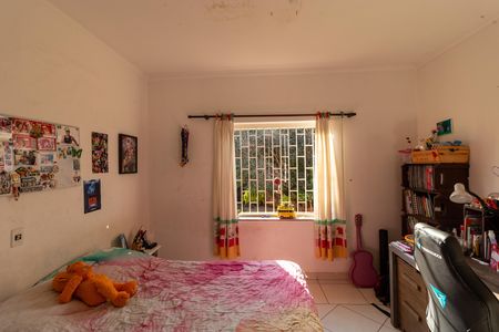 Casa à venda com 360m², 3 quartos e 2 vagas Casa à venda com 360m², 3 quartos e 2 vagasQuarto 02