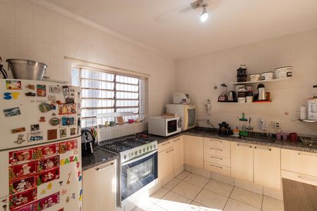 Casa à venda com 360m², 3 quartos e 2 vagas Casa à venda com 360m², 3 quartos e 2 vagasCozinha