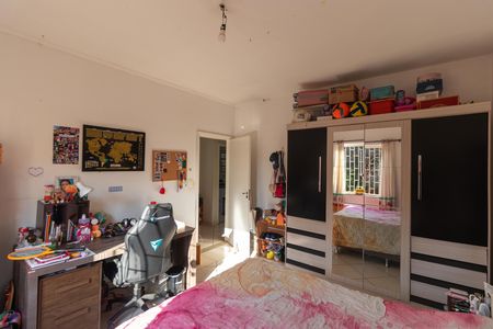 Casa à venda com 360m², 3 quartos e 2 vagas Casa à venda com 360m², 3 quartos e 2 vagasQuarto 02