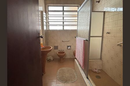 Banheiro 2 de casa à venda com 6 quartos, 800m² em Vila Clementino, São Paulo