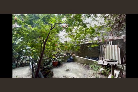 Quintal de casa à venda com 6 quartos, 800m² em Vila Clementino, São Paulo