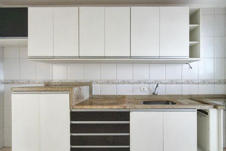 Apartamento para alugar com 74m², 2 quartos e sem vaga Apartamento para alugar com 74m², 2 quartos e sem vagaCozinha