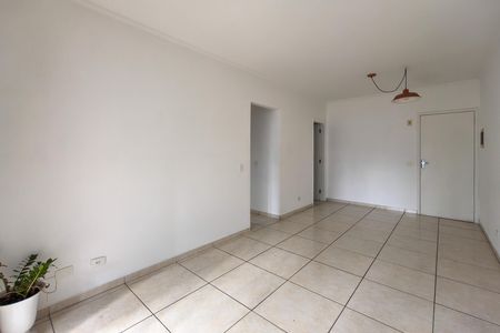 Sala de apartamento para alugar com 2 quartos, 74m² em Canto do Forte, Praia Grande