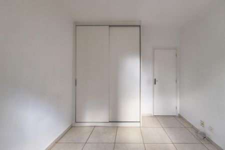 Apartamento para alugar com 74m², 2 quartos e sem vaga Apartamento para alugar com 74m², 2 quartos e sem vagaQuarto