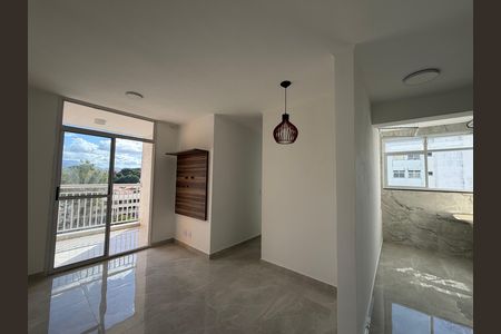 Sala de apartamento para alugar com 2 quartos, 60m² em Anil, Rio de Janeiro