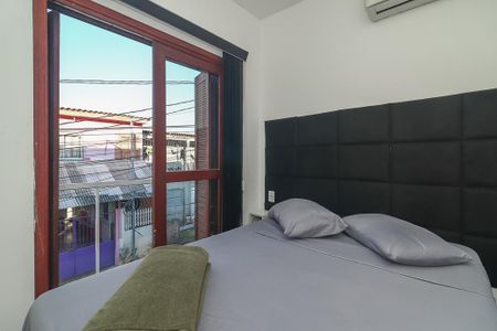 Quarto de casa à venda com 2 quartos, 150m² em Alto Petrópolis, Porto Alegre