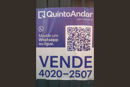 Fachada de casa à venda com 2 quartos, 150m² em Alto Petrópolis, Porto Alegre