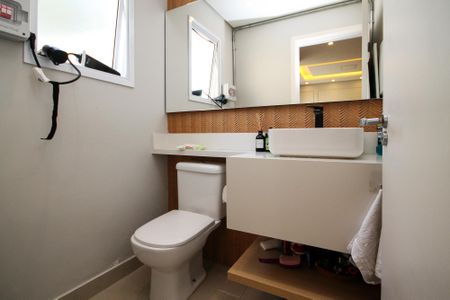 Casa de condomínio para alugar com 90m², 3 quartos e 2 vagas Casa de condomínio para alugar com 90m², 3 quartos e 2 vagasLavabo