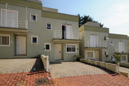 Casa de condomínio para alugar com 90m², 3 quartos e 2 vagas Casa de condomínio para alugar com 90m², 3 quartos e 2 vagasFachada Casa