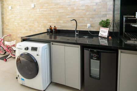 Casa de condomínio para alugar com 90m², 3 quartos e 2 vagas Casa de condomínio para alugar com 90m², 3 quartos e 2 vagasLavanderia