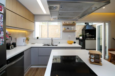 Casa de condomínio para alugar com 90m², 3 quartos e 2 vagas Casa de condomínio para alugar com 90m², 3 quartos e 2 vagasCozinha