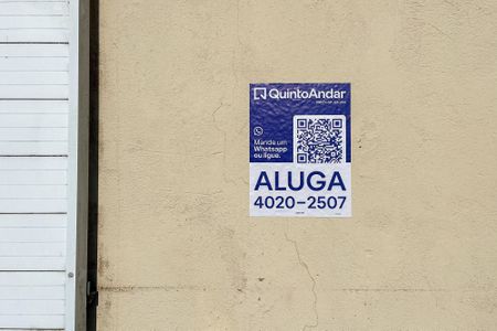 Casa de condomínio para alugar com 90m², 3 quartos e 2 vagas Casa de condomínio para alugar com 90m², 3 quartos e 2 vagasPlaca