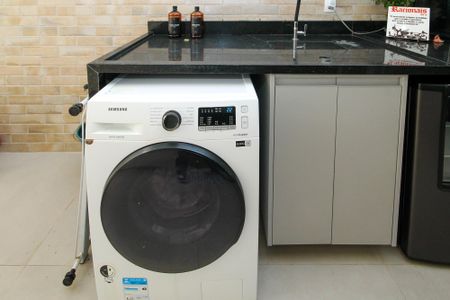 Casa de condomínio para alugar com 90m², 3 quartos e 2 vagas Casa de condomínio para alugar com 90m², 3 quartos e 2 vagasLavanderia