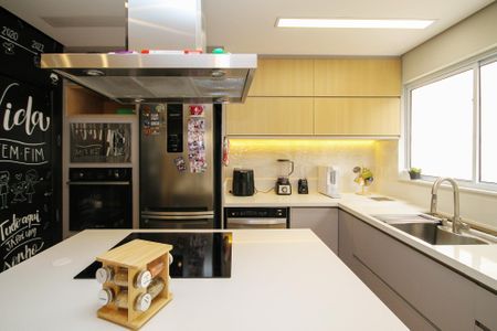 Casa de condomínio para alugar com 90m², 3 quartos e 2 vagas Casa de condomínio para alugar com 90m², 3 quartos e 2 vagasCozinha