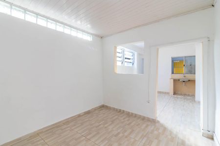 Quarto de casa para alugar com 1 quarto, 40m² em Vila Pita, São Paulo