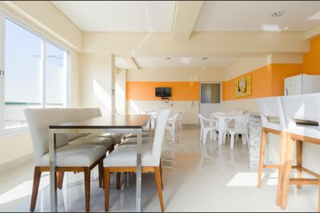 Apartamento para alugar com 72m², 3 quartos e 2 vagas Apartamento para alugar com 72m², 3 quartos e 2 vagasÁrea Comum