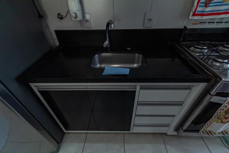 Apartamento para alugar com 72m², 3 quartos e 2 vagas Apartamento para alugar com 72m², 3 quartos e 2 vagasCozinha e Área de Serviço