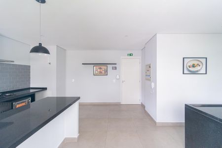 Apartamento para alugar com 27m², 1 quarto e 1 vaga Apartamento para alugar com 27m², 1 quarto e 1 vagaÁrea comum - Salão de festas